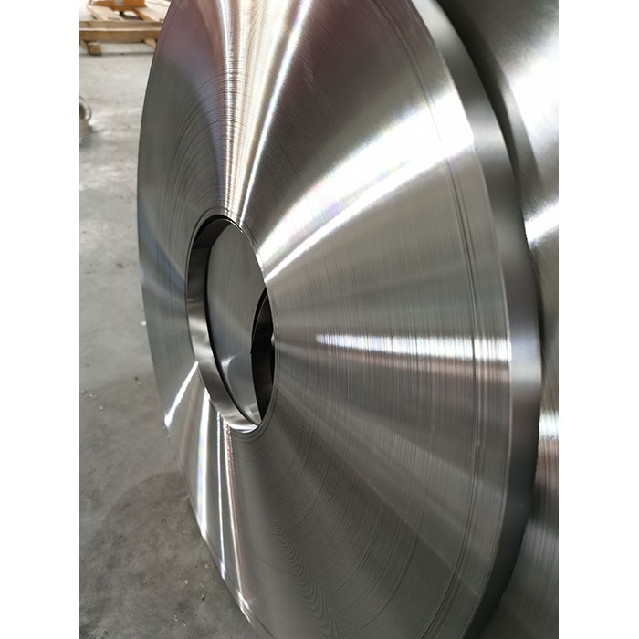 304 stainless steel ပိုက်၏ ပျက်စီးနေသော မျက်နှာပြင်ကို မည်ကဲ့သို့ သန့်ရှင်းမည်နည်း။