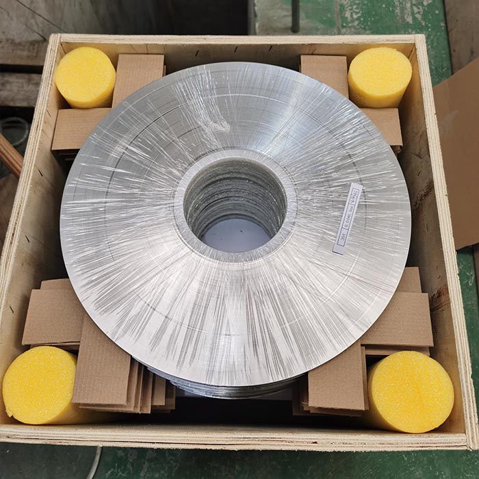 201 stainless steel strip ကိုအသုံးပြုထားသည်။